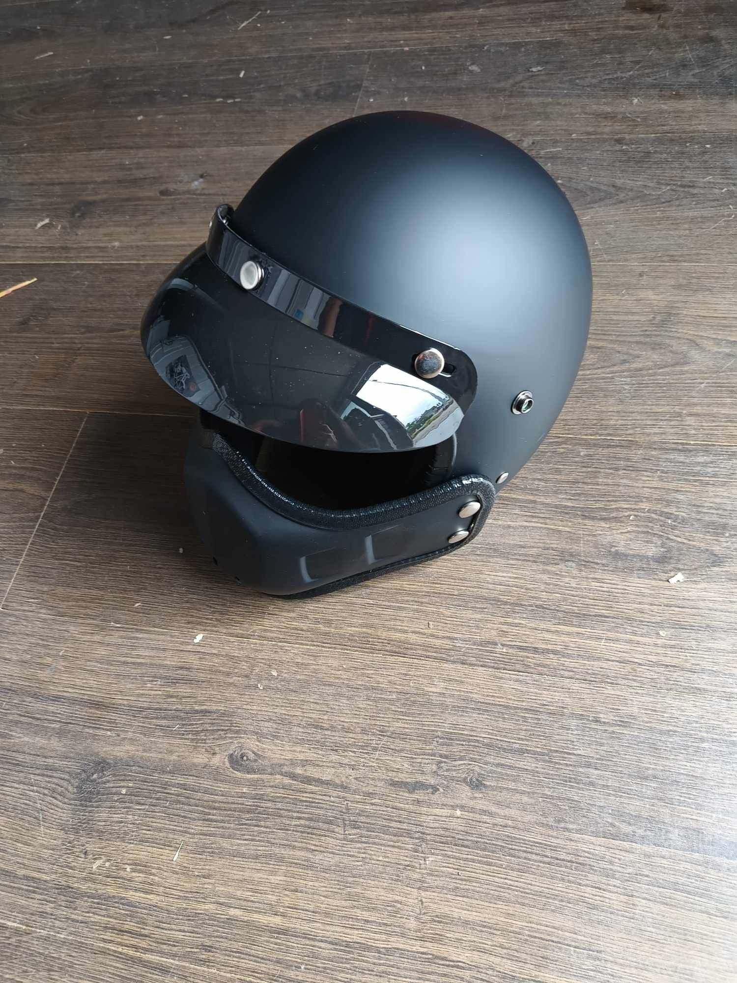 Nowy kask awina czarny mat wypinana szczęka