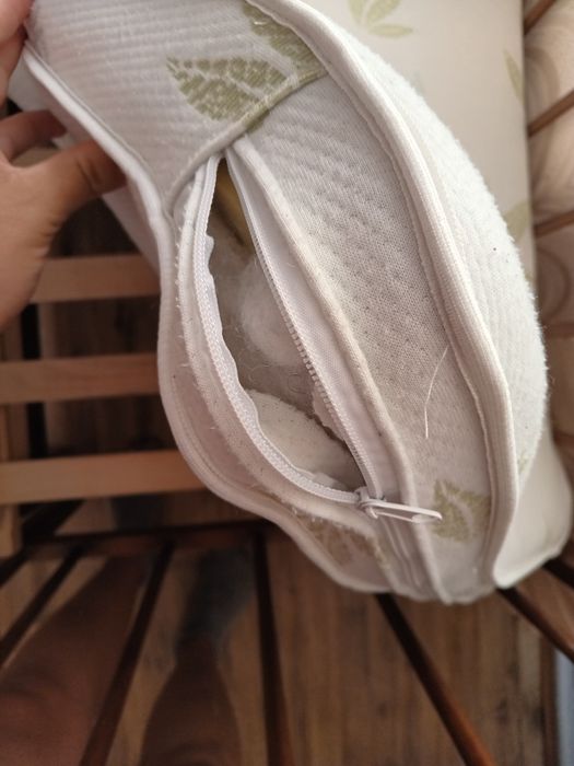 Колиска ,ліжечко є ще матрас