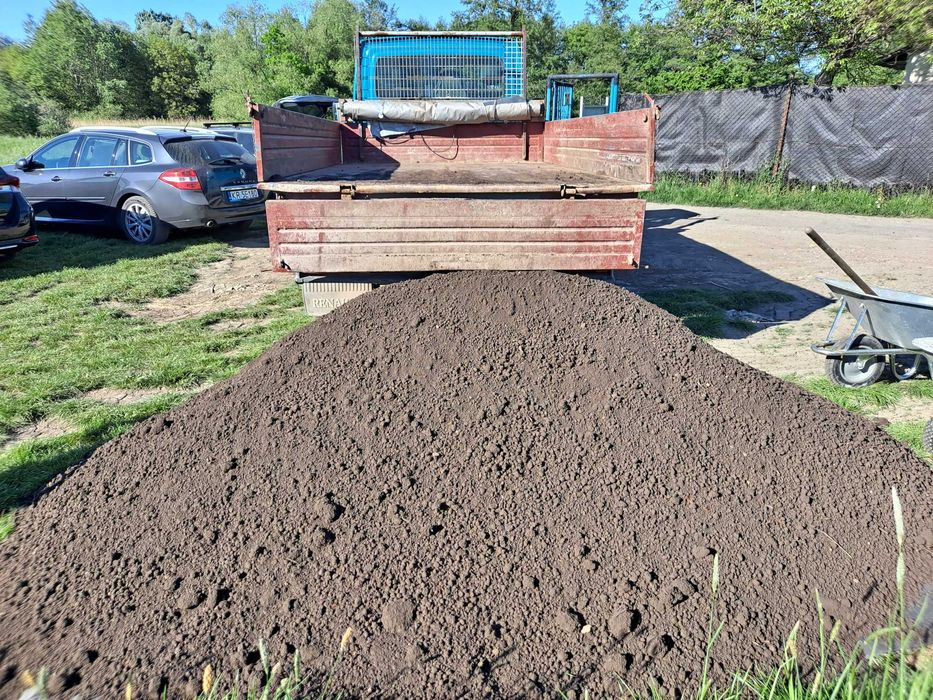 Ziemia ogrodowa siana, czarnoziem, humus, pod trawnik, pod warzywa