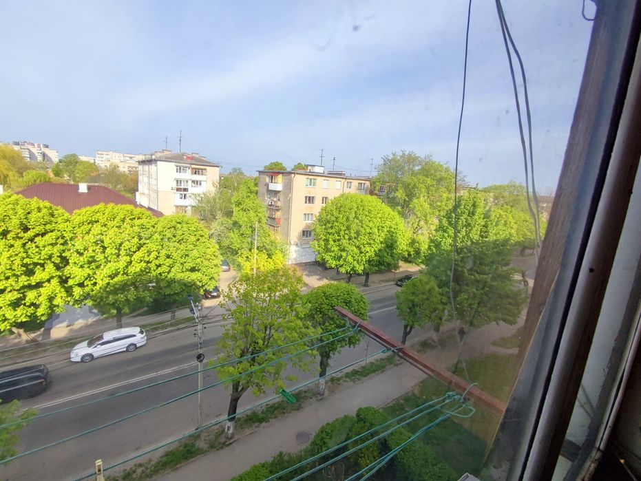Продам 2х кімнатну квартиру в центрі міста
