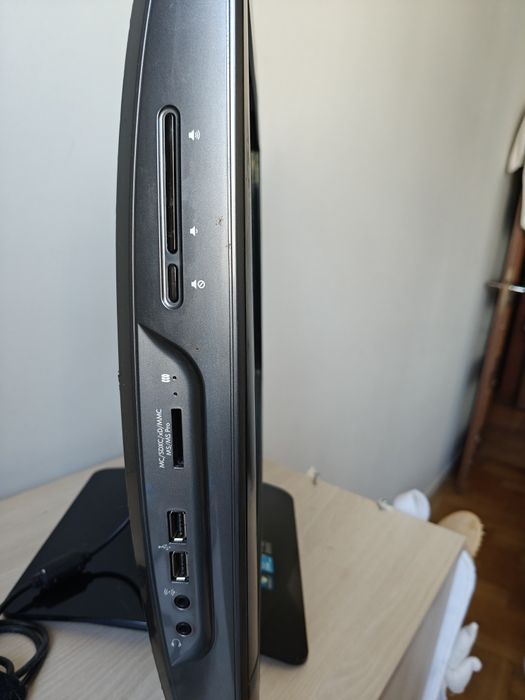 Komputer HP TouchSmart 610 24"  dotykowy, potężna stacja robocza