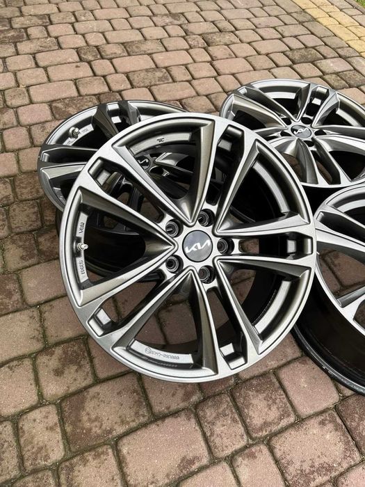 Alufelgi Kia 5x114,3 18 CZUJNIKI Ceed Proceed Optima Sportage SZARE