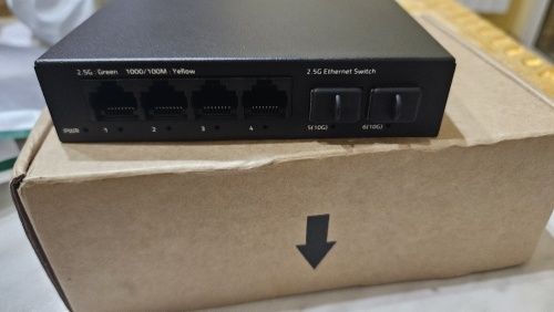 Новий комутатор/світч 6 портів 2.5Гбіт + 10/5Гбіт SFP