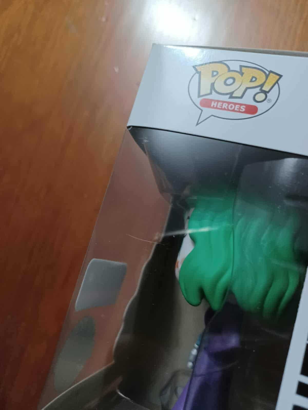 Funko Pop Figure (Heroes)! DC Super Heroes The Joker Martha Wayne 203