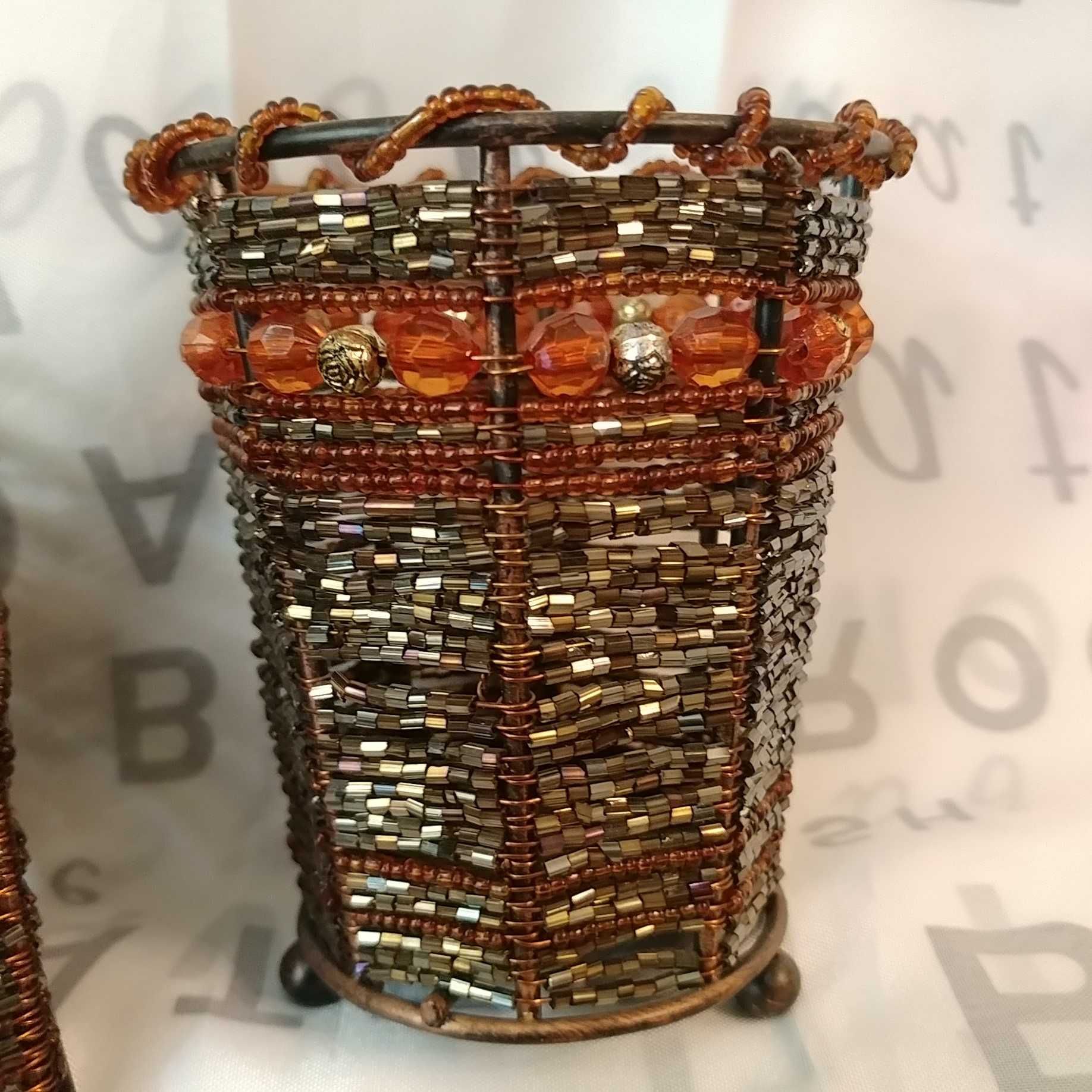 Подсвечник из бисера для чайной свечи
