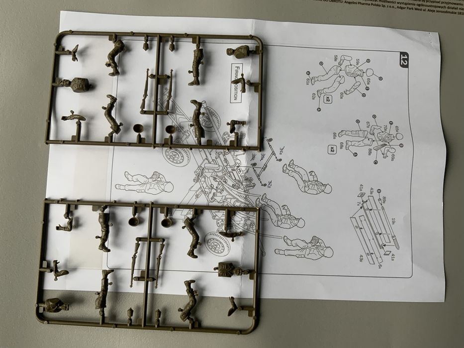 Zestaw figurek w ramkach skala 1/35