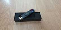 Pendrive. BMW M. USB Stick 32GB, Na prezent.