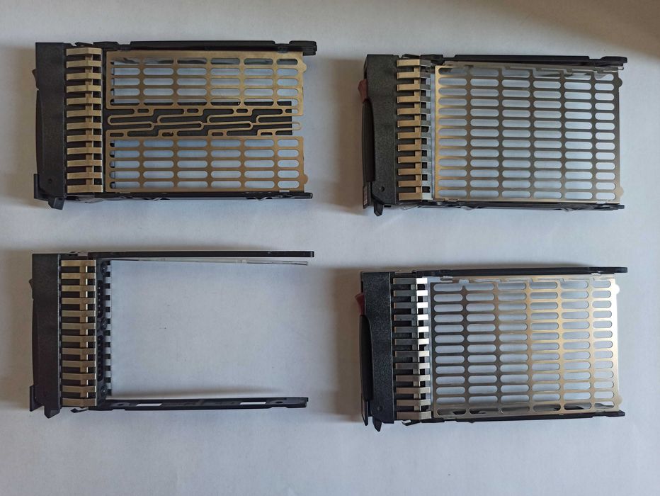 Ramki kieszenie 2,5" do serwera HP ML350 (4 sztuki)