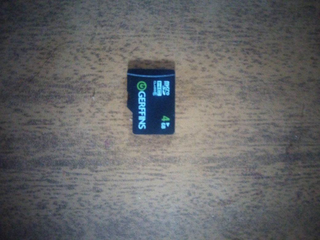 ТоПродам флешку micro sd4gb