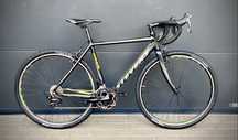 Stevens Namur Caly na Shimano 105 Super Stan