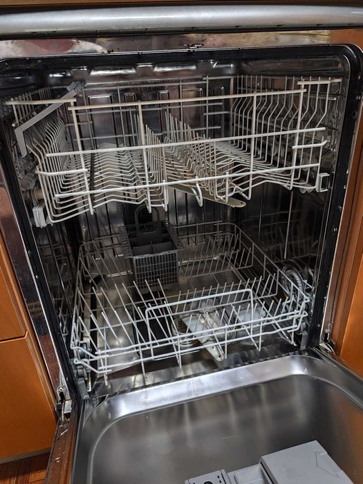 Maquina Lavar loiça candy cdf8 312x - Para peças