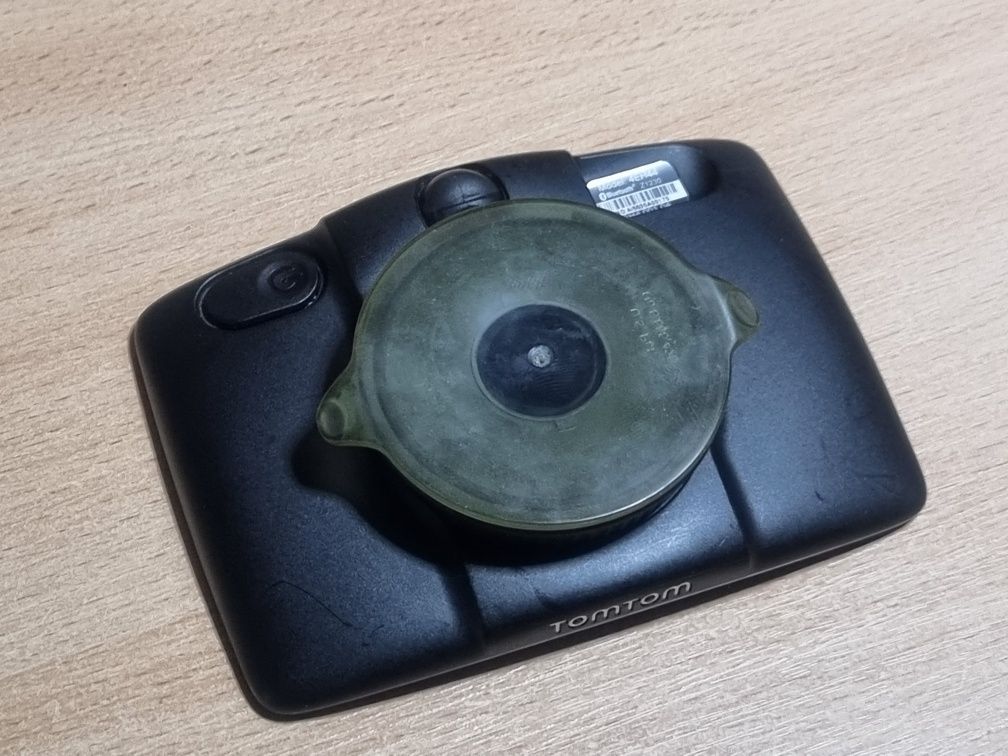 GPS Навігатор TomTom Via 4EH44 Bluetooth Z1230