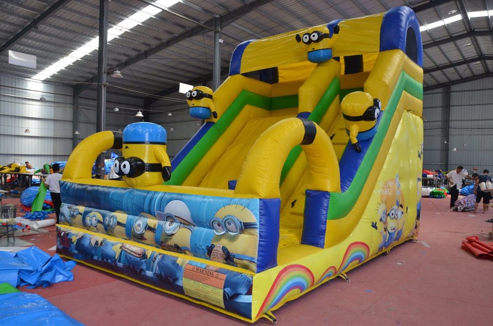 Zamek dmuchany Minionek nowy