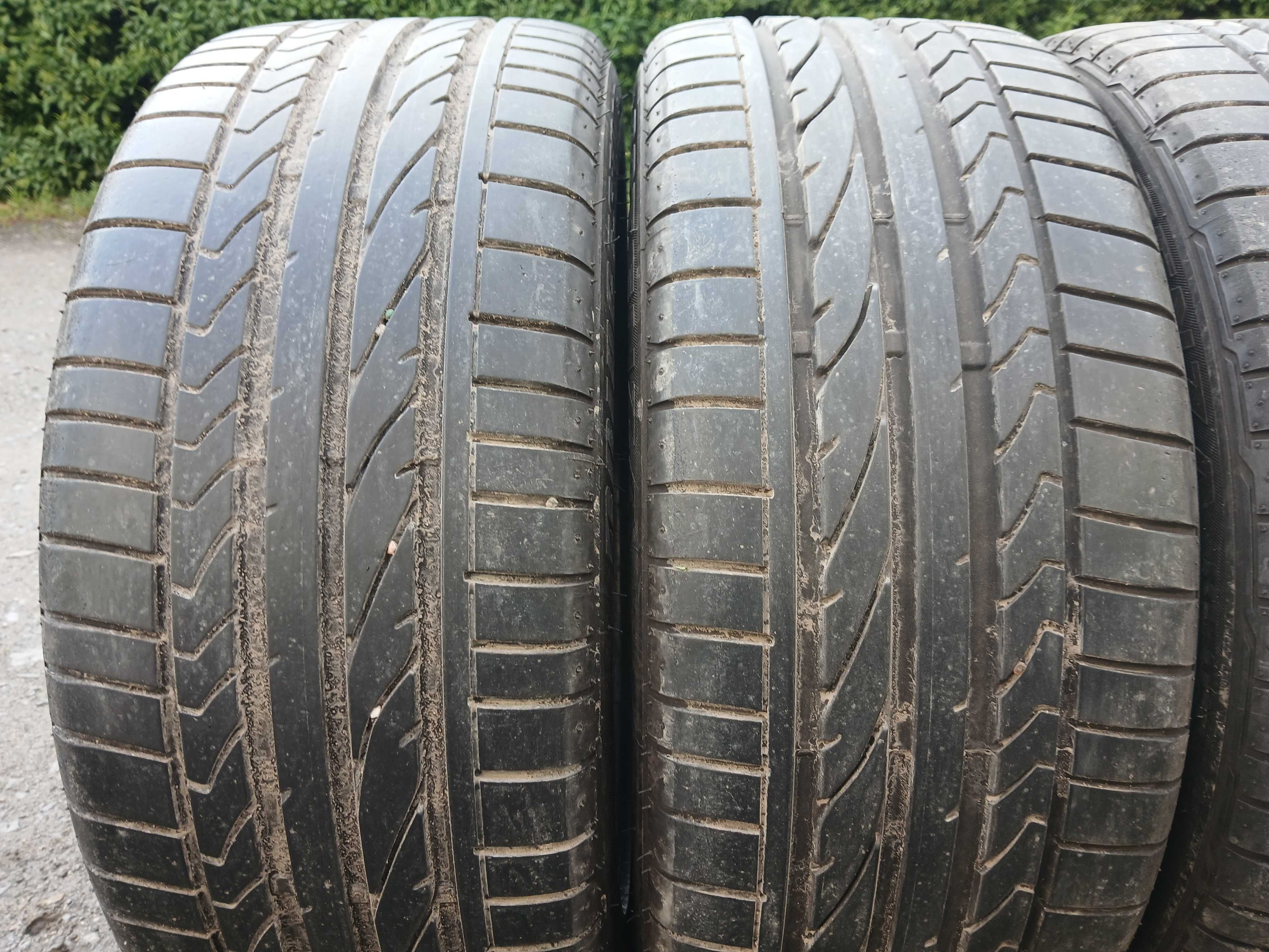 Opony 235/45/17 Bridgestone bieżnik 6mm i 5,5mm F-VAT
