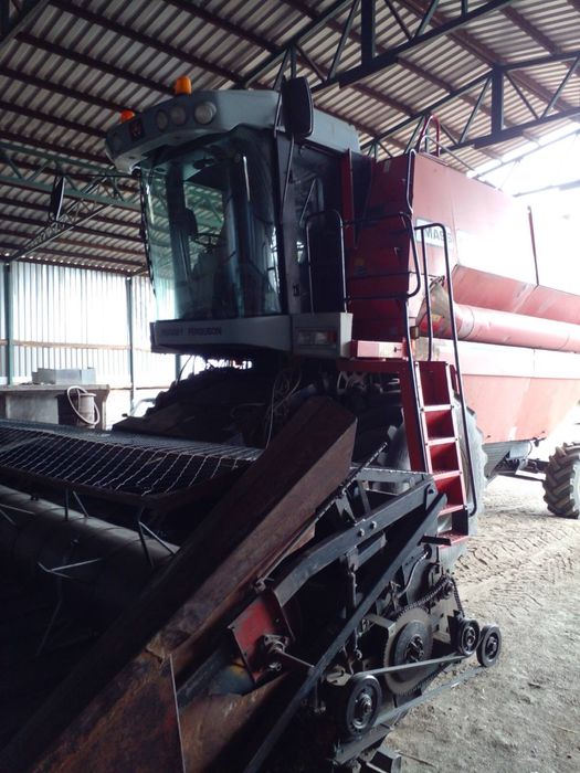 Продам комбайн зерноуборочний Massey Ferguson 34