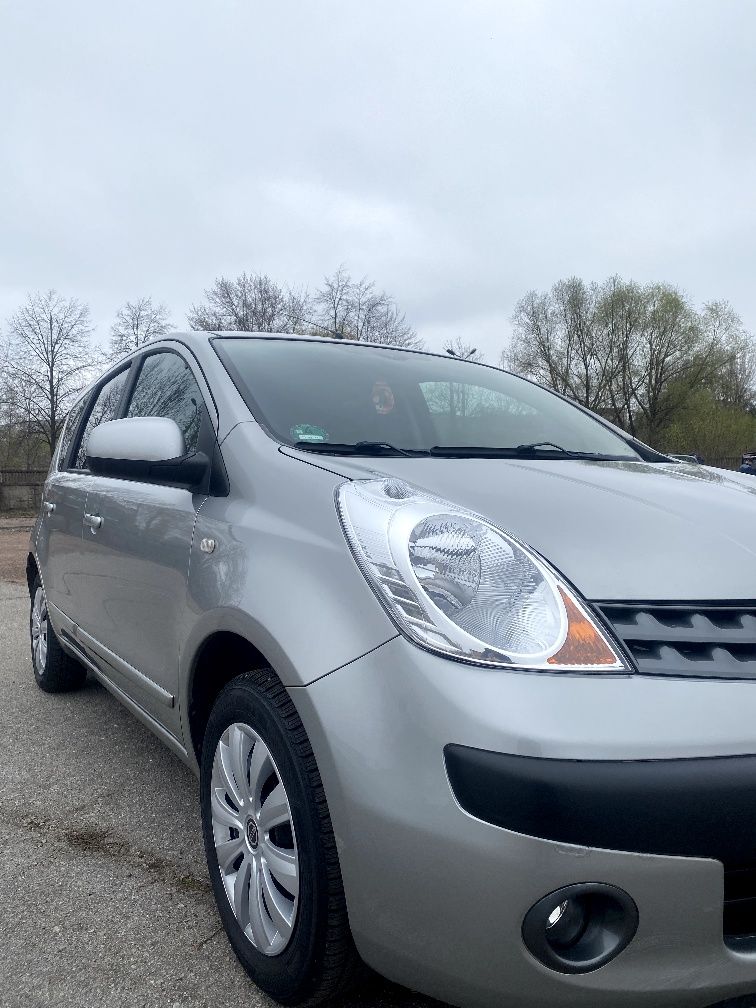 Nissan Note 2006 рік. 1.6 бензин