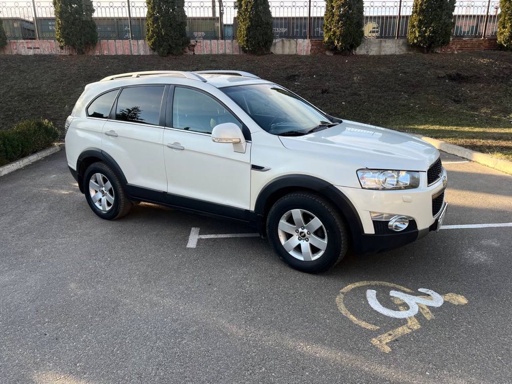 Продам гарний Chevrolet Captiva Шевролет Каптива