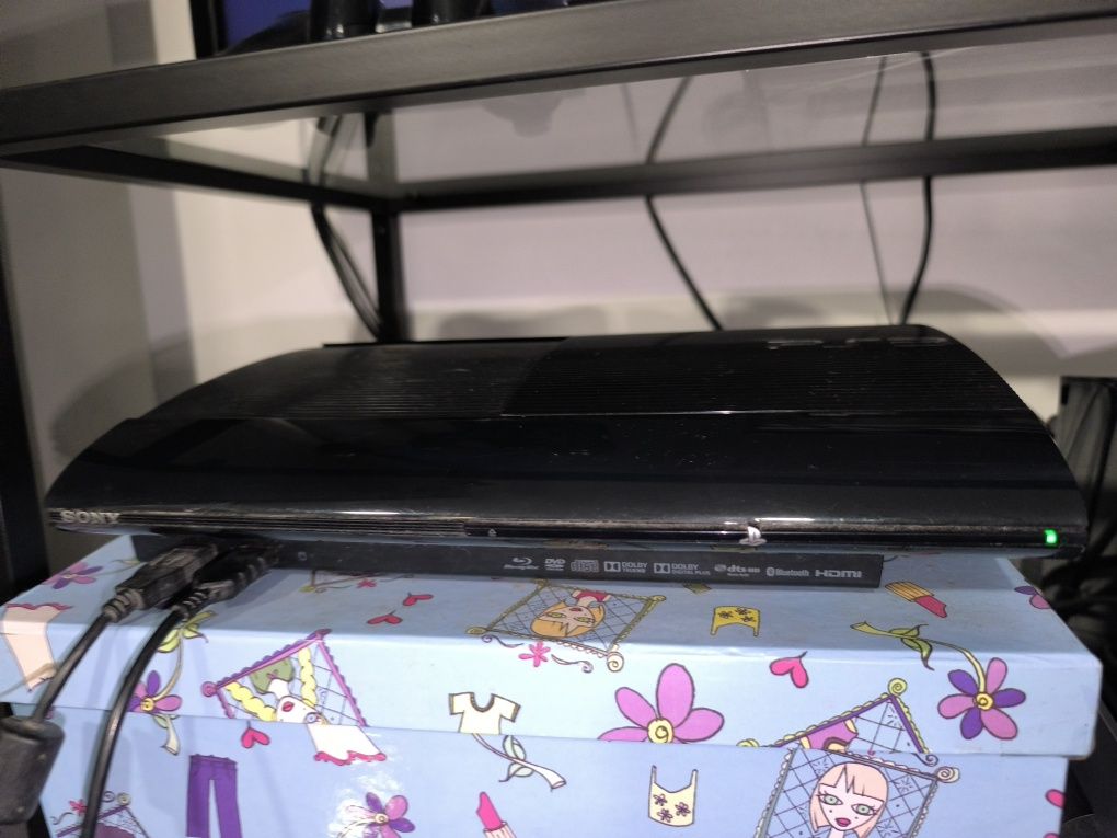 PlayStation 3 com 9 jogos
