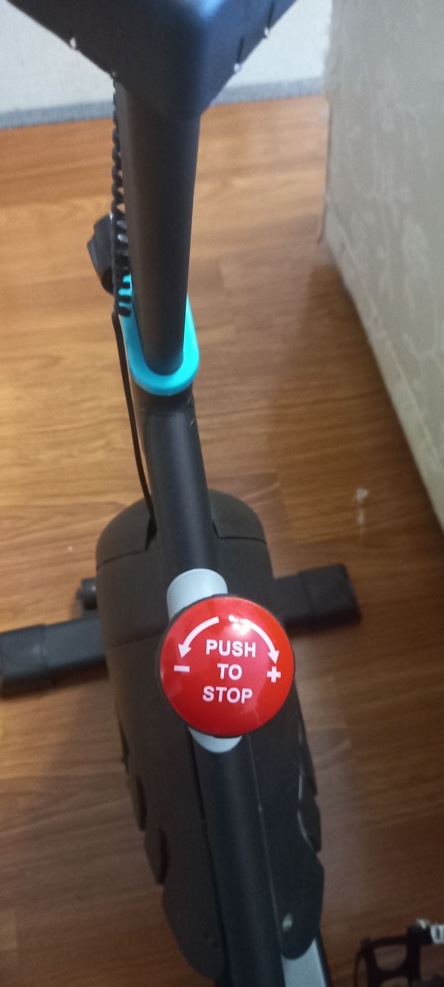 Bicicleta estática Cecotec Drumfit como nova