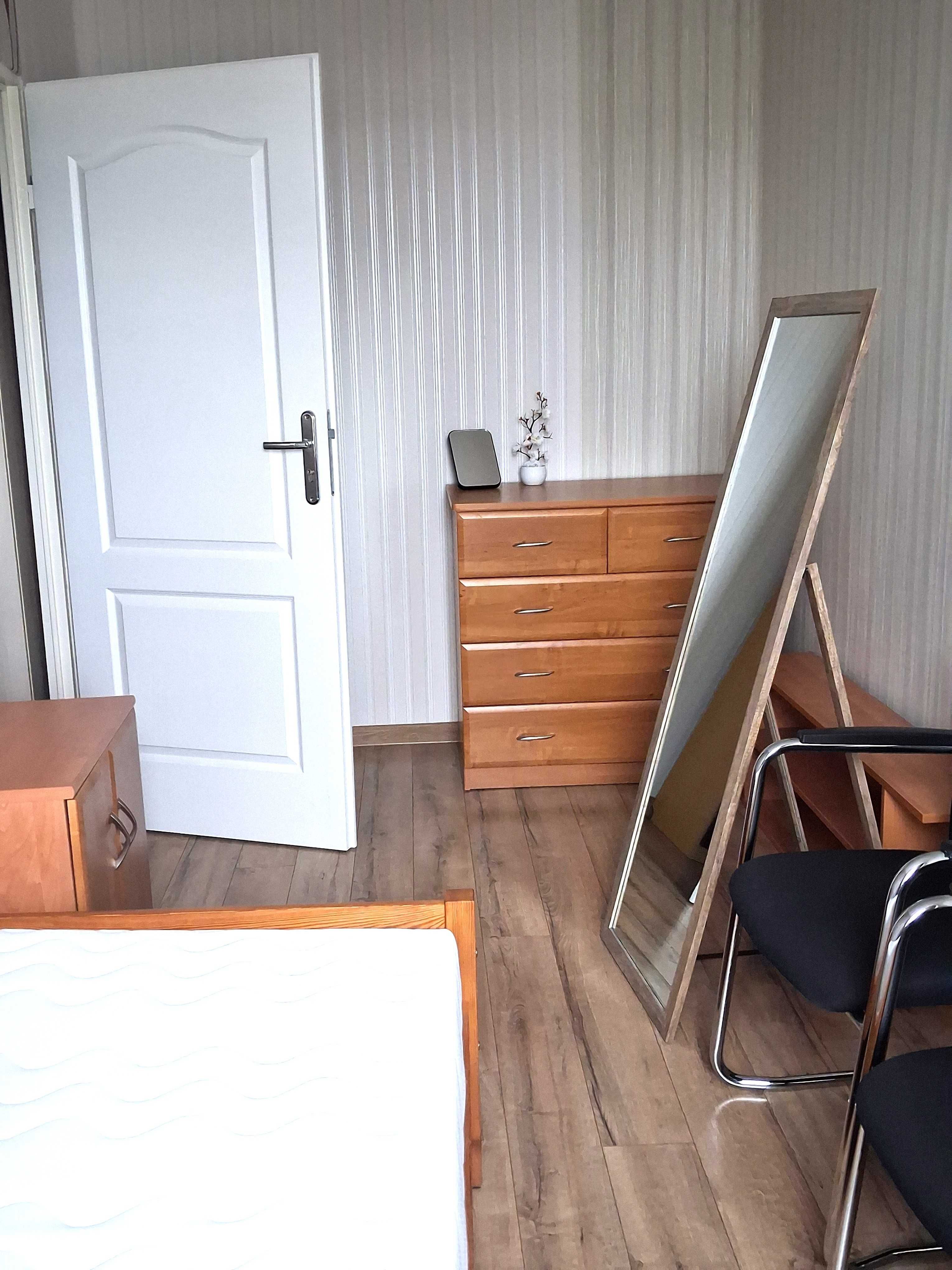 Pokój ul.Rejtana obok Millenium Hall, 5 min. URZ, Nowe Miasto