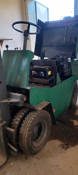 Sprzedam wózek widłowy GPW, silnik perkins