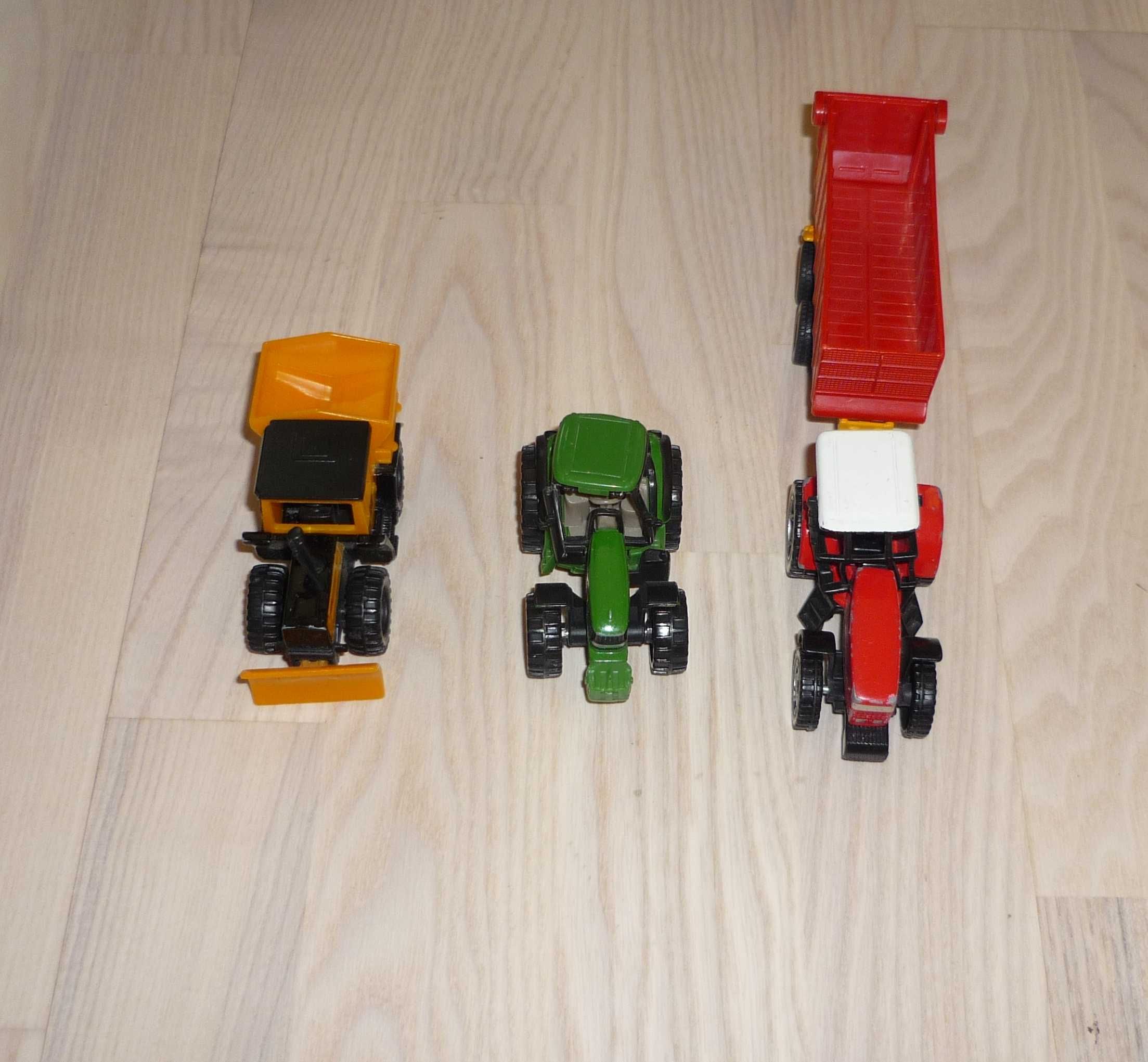 Traktor z przyczepą Siku Piaskarka Zestaw