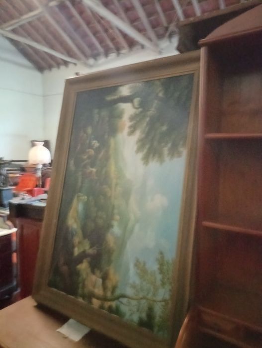 Recheio de loja de antiguidades