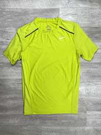 Nike dri-fit футболка 152-158 см 12-13 yrs L подросток желтая