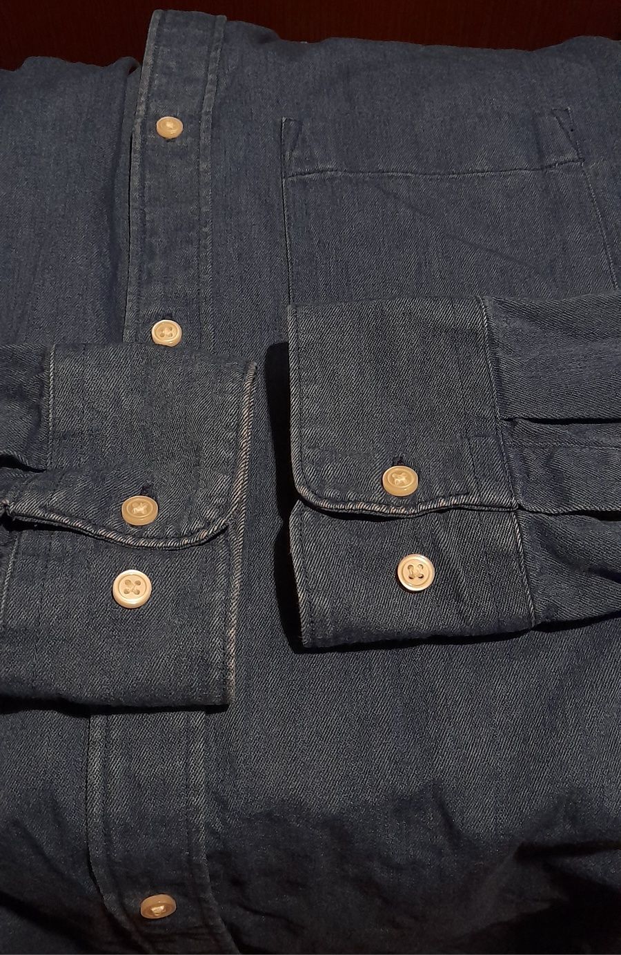 H&M. М. Мужская классическая джинсовая рубашка.