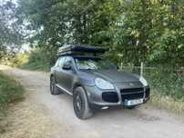 Porsche cayenne turbo