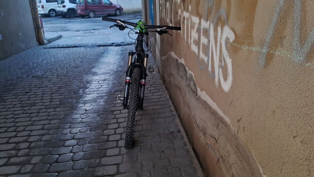 двухпідвіс Trek Fuel Ex 8 2012