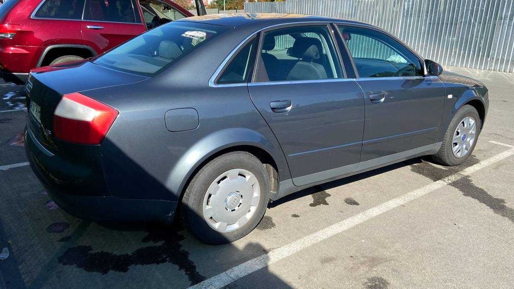 Audi A4 2001 1.6