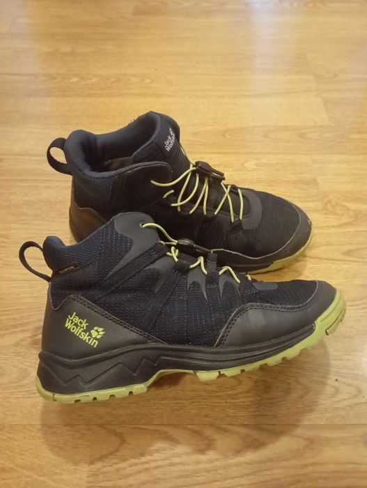 Buty zimowe marki Jask wolfskin