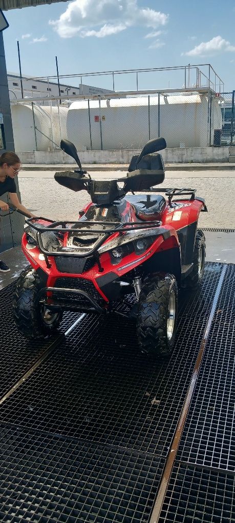 Moto 4x4 Linhai 300. Impecável, com revisões em dia,