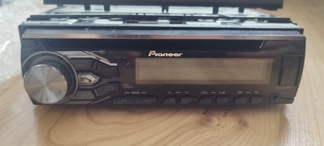 Radio samochodowe Pioneer DEH-4800BT