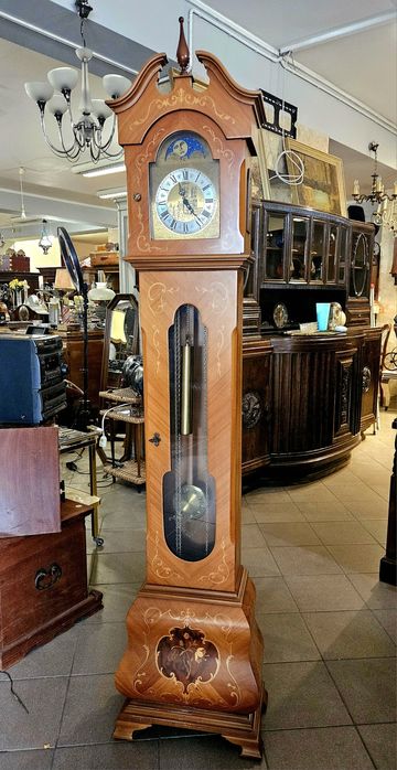 Zegar Kwadransowy zdobiony Intarsją