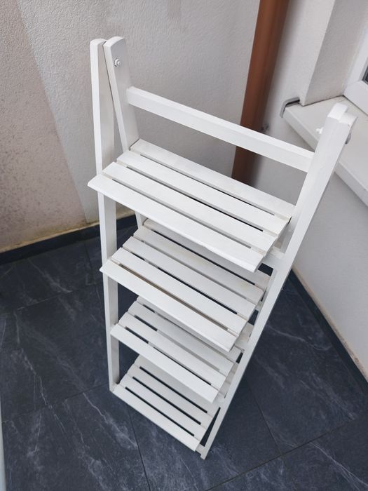 Biała stojąca półka biała