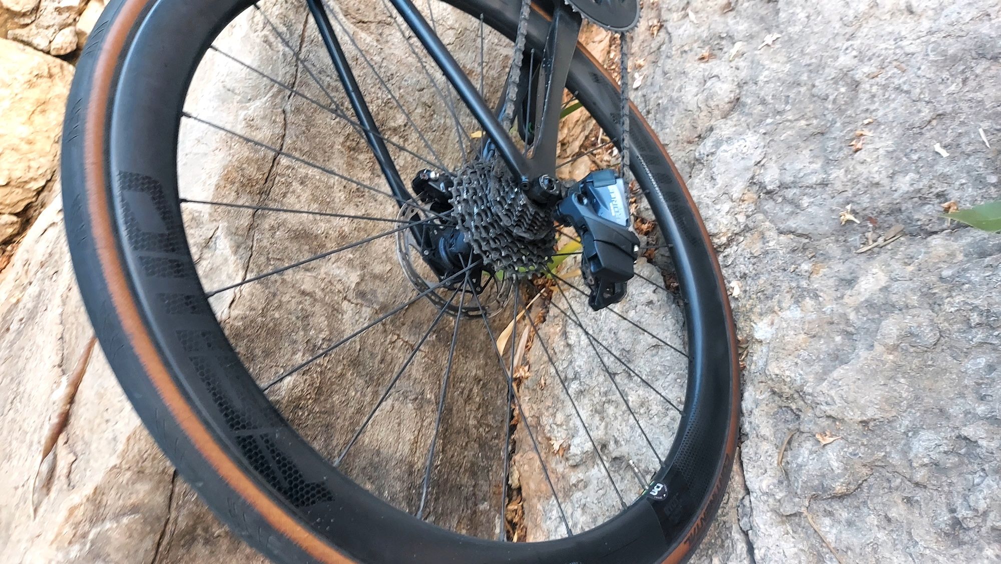 Mafrabike Rodas de carbono Disco FastFward Ryot 44  novas