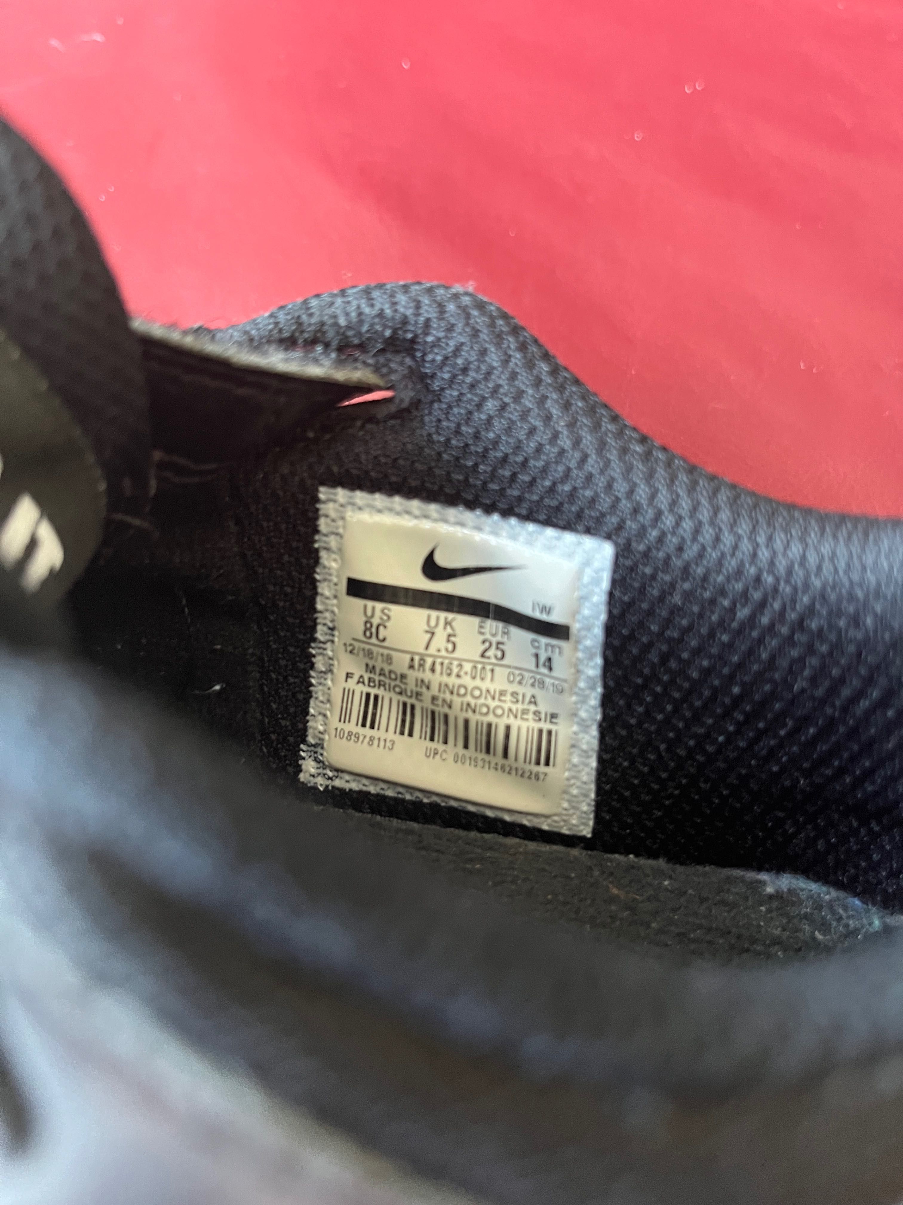 Czarne Nike rozmiar 25