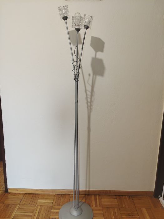 Lampa stojąca 3 punkty świetlne