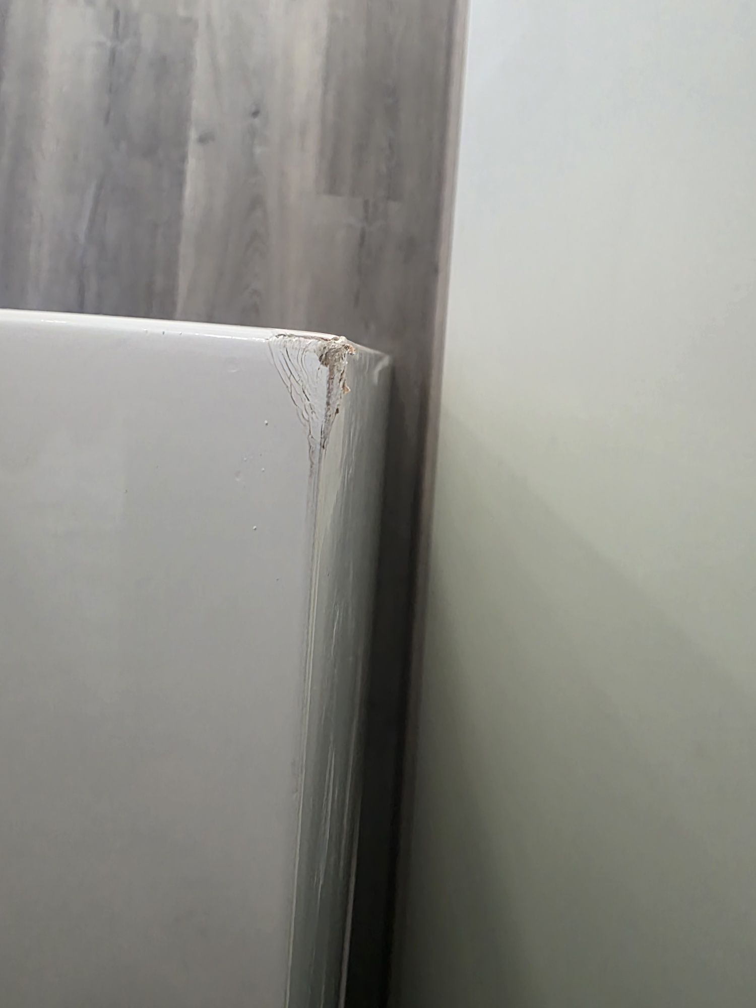 Mesa sala sem cadeiras