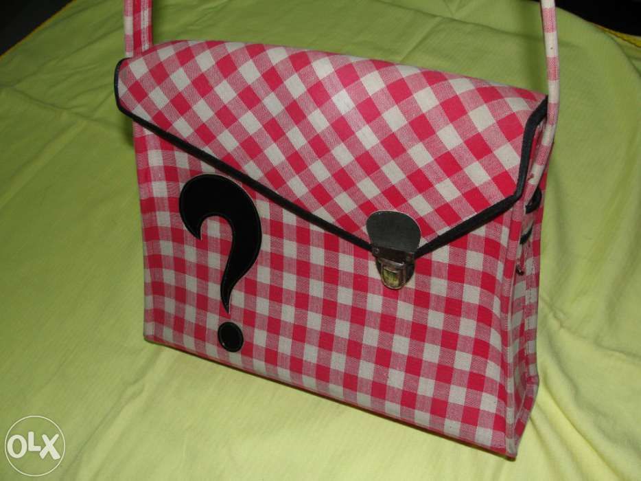 Antiga e curiosa carteira - vintage