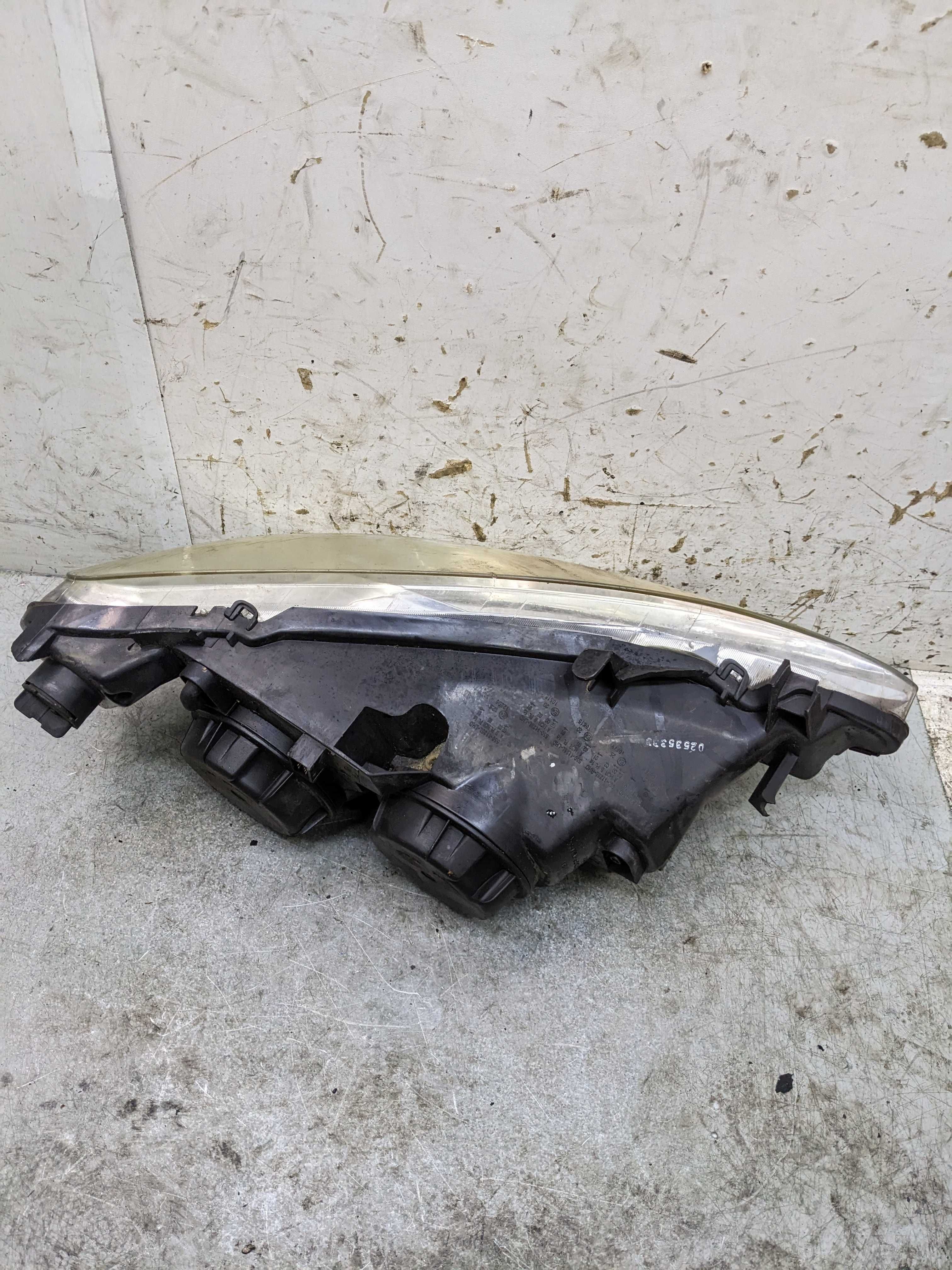 Peugeot 307 Lampa Reflektor Lewy Przedni Lewy Przód