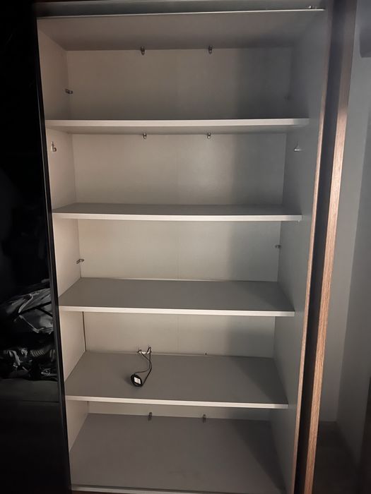 Szafa, drzwi przesuwne