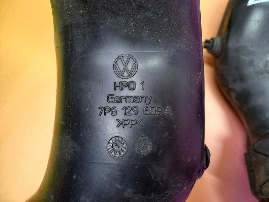 Патрубок Труба возд фильтра 7P6129609A Volkswagen Touareg NF Таурек НФ
