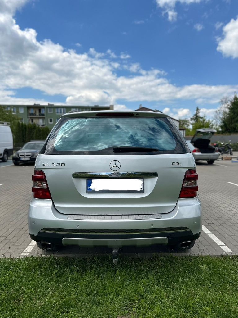 Mercedes Benz W164