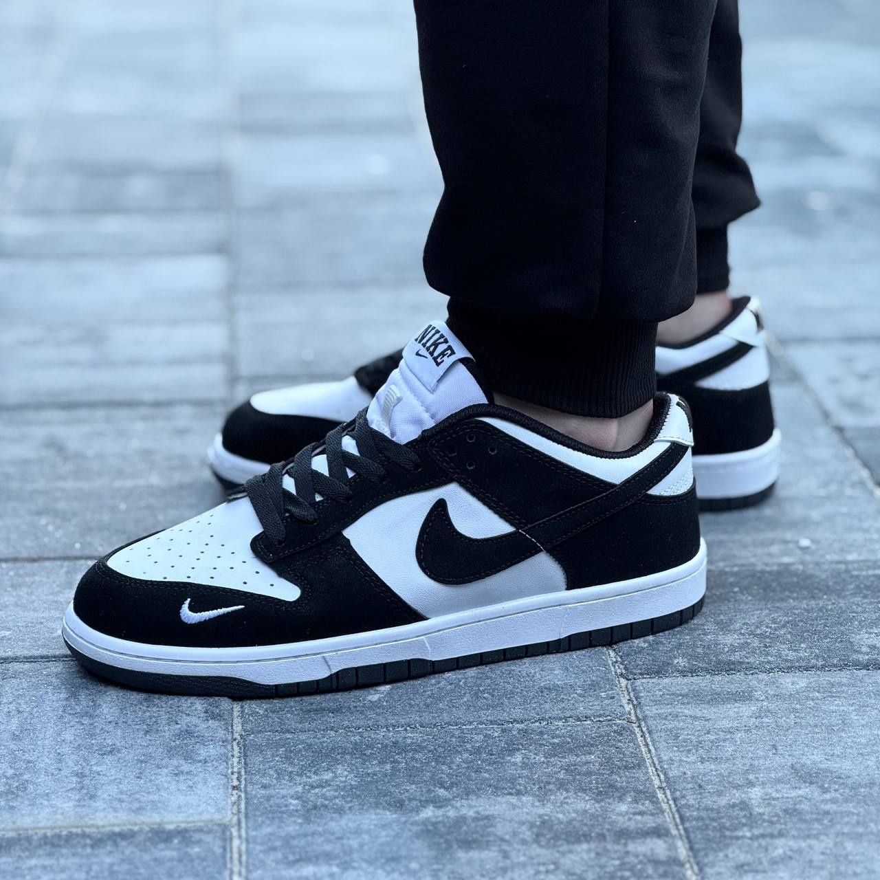 Для тих хто любе класику Кросівки чоловічі найк Nike Air Force  0732
