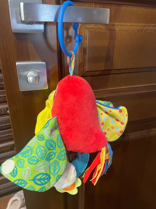 Іграшка-підвіска плюшева папуга