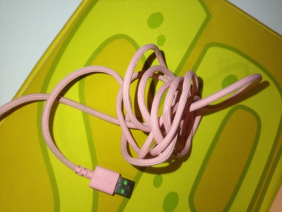 Зарядная станция Razer Mouse Dock CHROMA Quartz