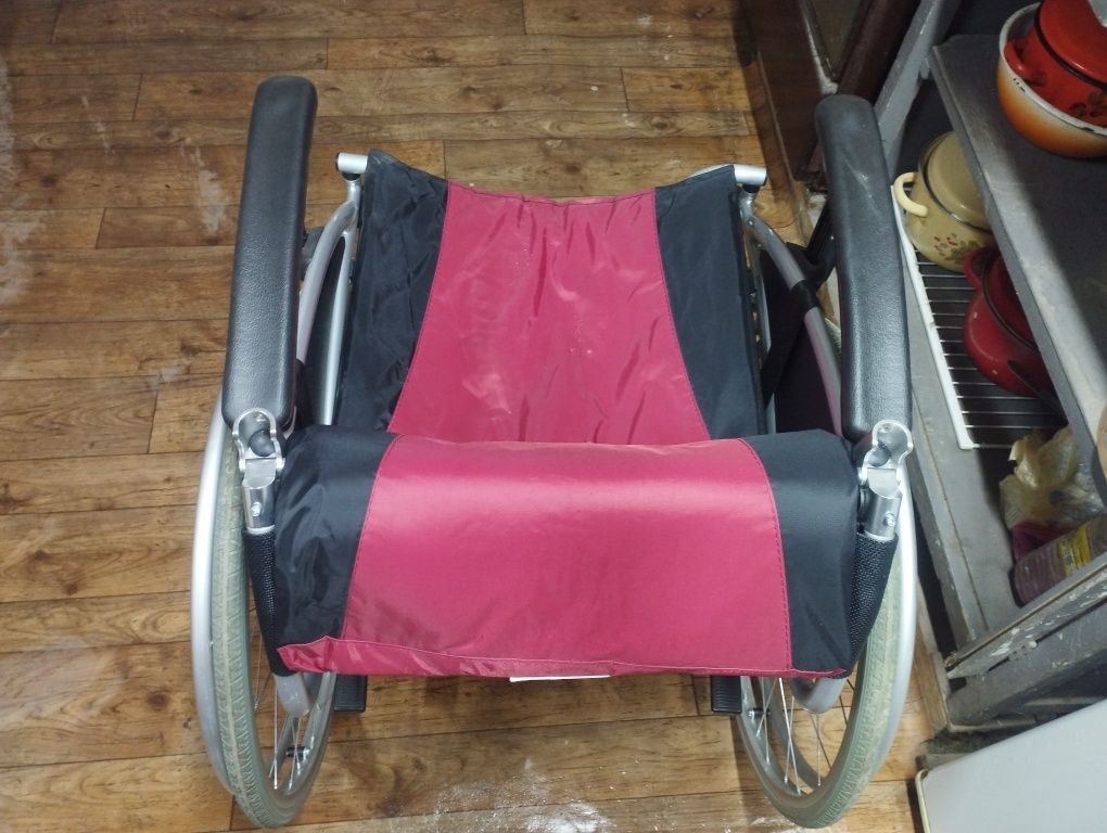 Инвалидноя кресло